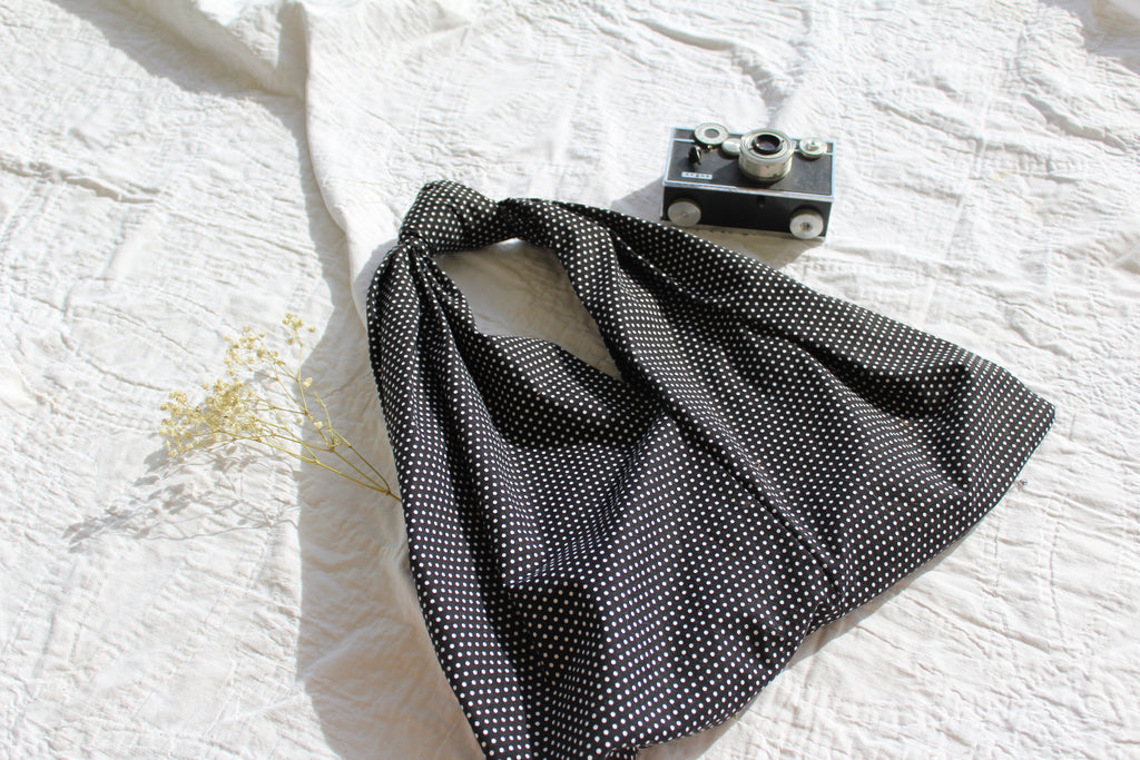 Azalea Knot Bag